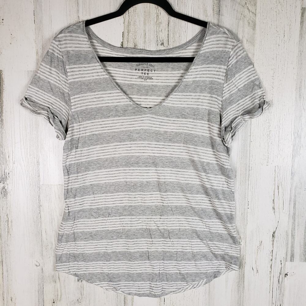 Aero Seriously Soft Perfect Gray & White Striped Tee Women's Size Small